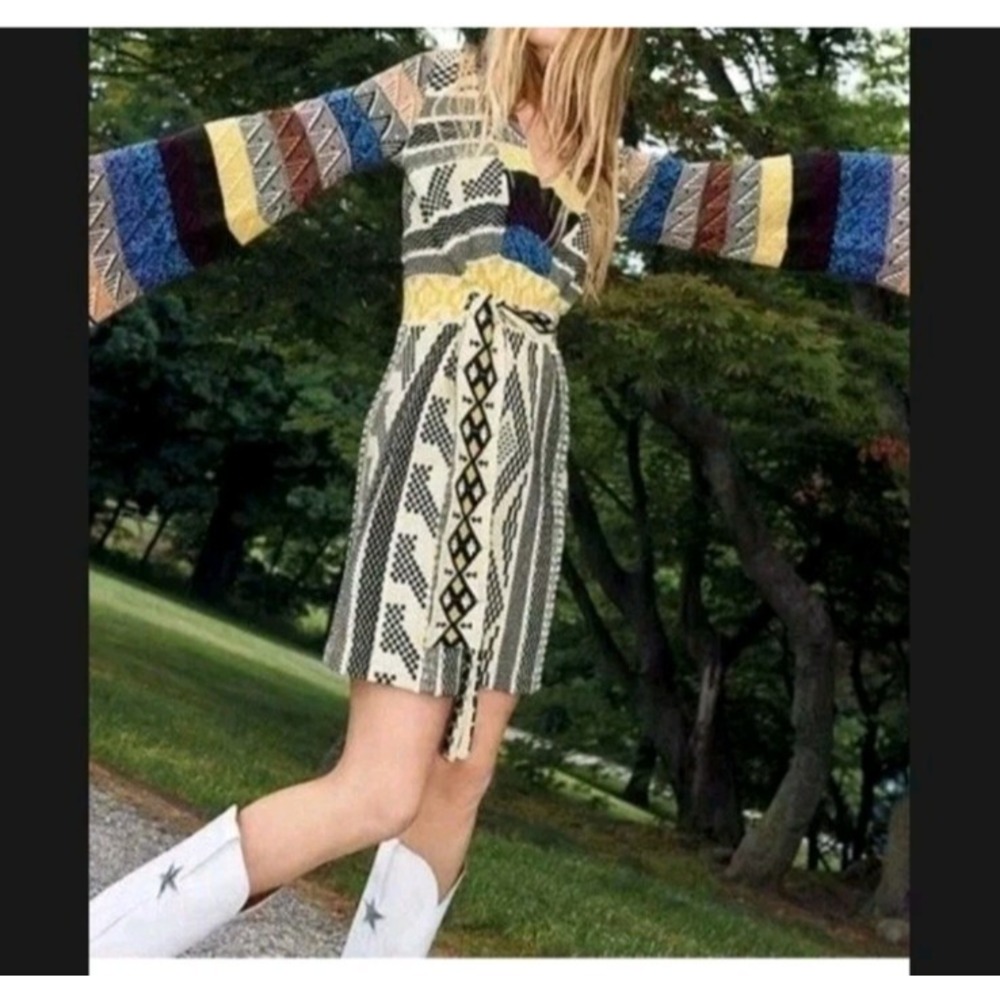 Free People Sweater Dress Sz Medium Patchwork Boho Hippie Bell Sleeve‎ - Picture 4 of 14